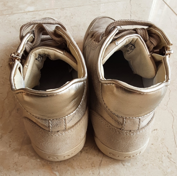 GEOX RESPIRA BLOMIEE BEIGE / GOLD ZIPPERED HI TOP SNEAKERS US 5 - Picture 4 of 16